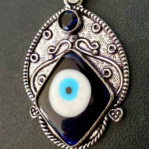 New Blue Evil Eye and Blue Topaz 925 Silver Pendant. - Picture 4 of 13